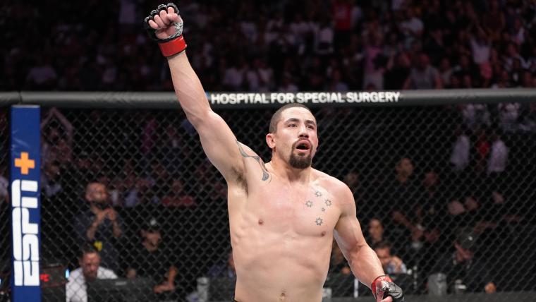 Robert Whittaker tippar i matchen mellan Dricus Du Plessis vs Israel Adesanya på UFC 305