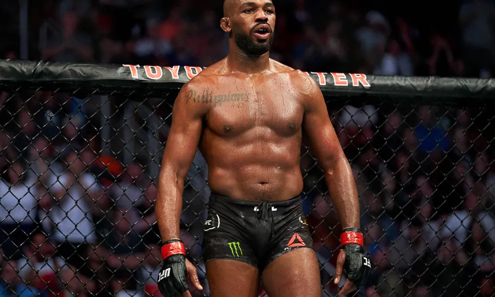 Jon Jones svarar på Tom Aspinalls utmaning efter blixtsnabb knockoutvinst på UFC 304